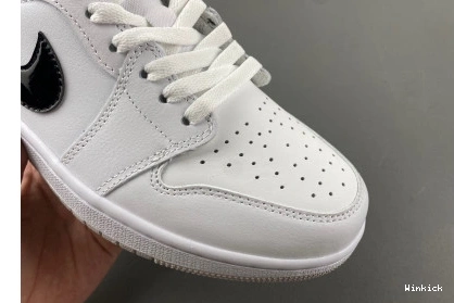 AIR JORDAN Low FB9933-102 1 0817